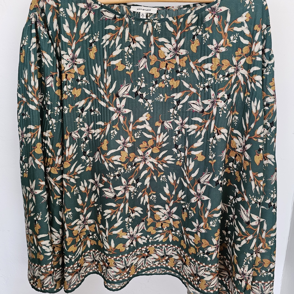 Max Studio Cream and Brown Bell Sleeve Blouse Relaxed Fit